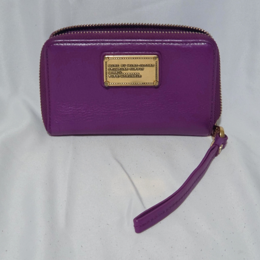 Marc by Marc Jacobs Vibrant Purple Leather Zip Wristlet with Gold Plaque